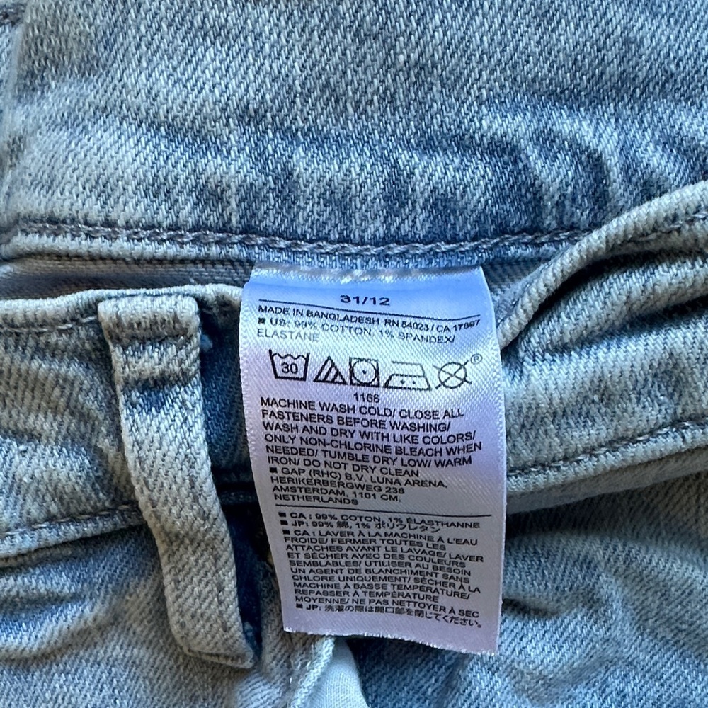 Banana Republic Women's Girlfriend Mid-Rise Jeans - Picture 3 of 5